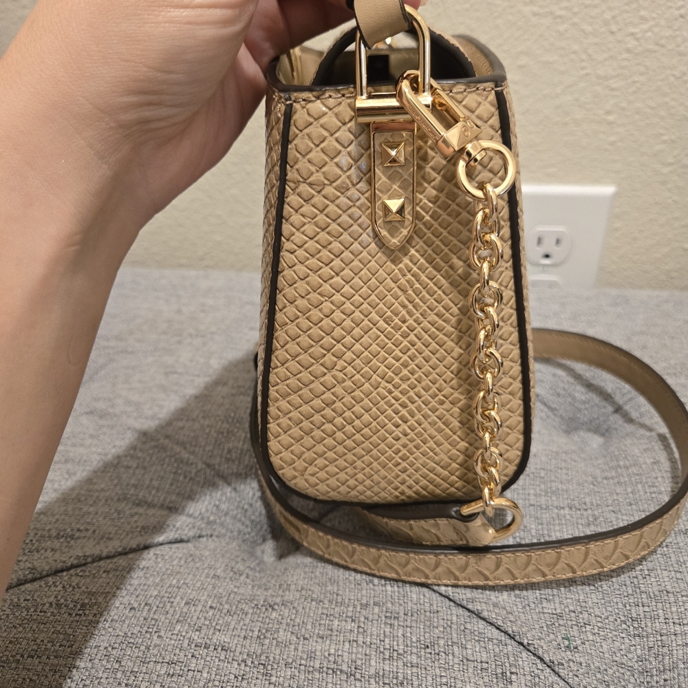 Michael Kors NWOT Karlie Small Two-Tone Snake Embossed Leather Crossbody Bag - Picture 10 of 15